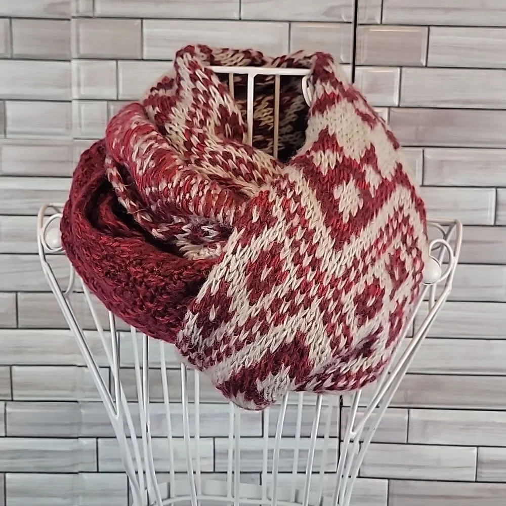 Unbranded acrylic knit infinity scarf One Size